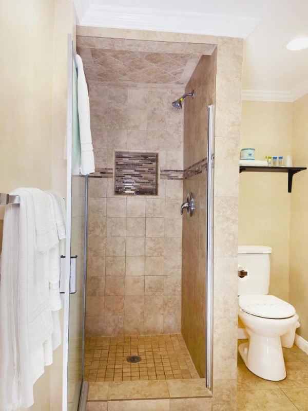 Nite Inn at Universal City - Walking Distance to Universal Studios Hollywood image 19